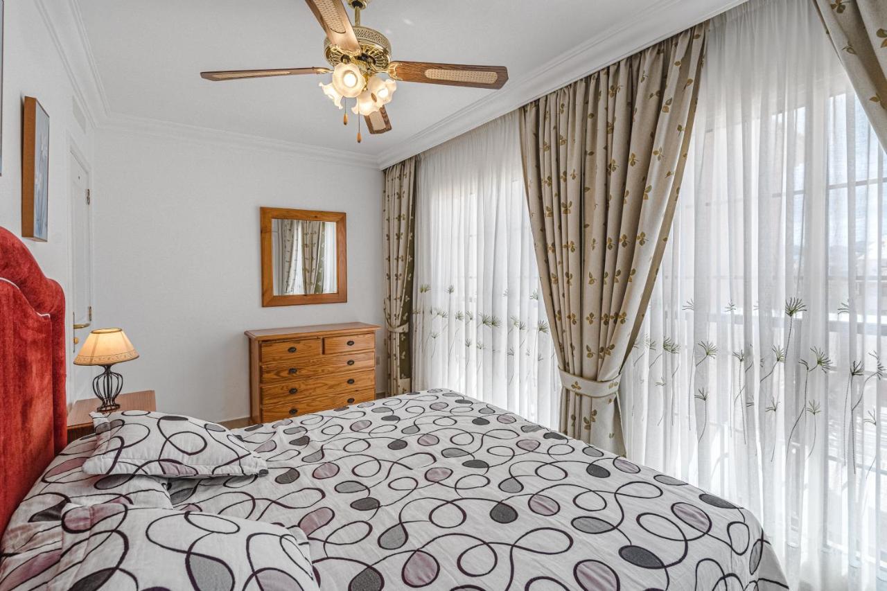 Terrazas Del Duque II Apartment Адехе Екстериор снимка