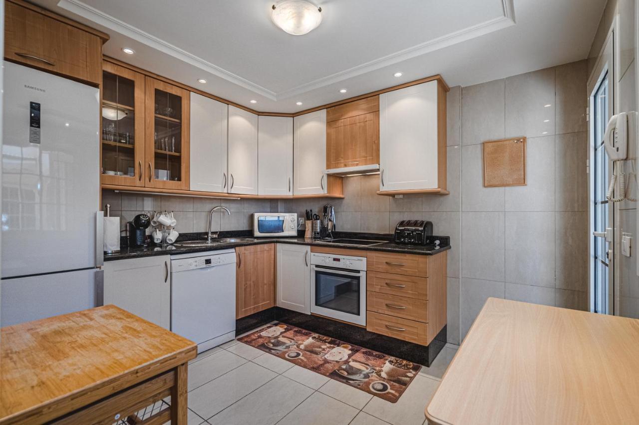 Terrazas Del Duque II Apartment Адехе Екстериор снимка