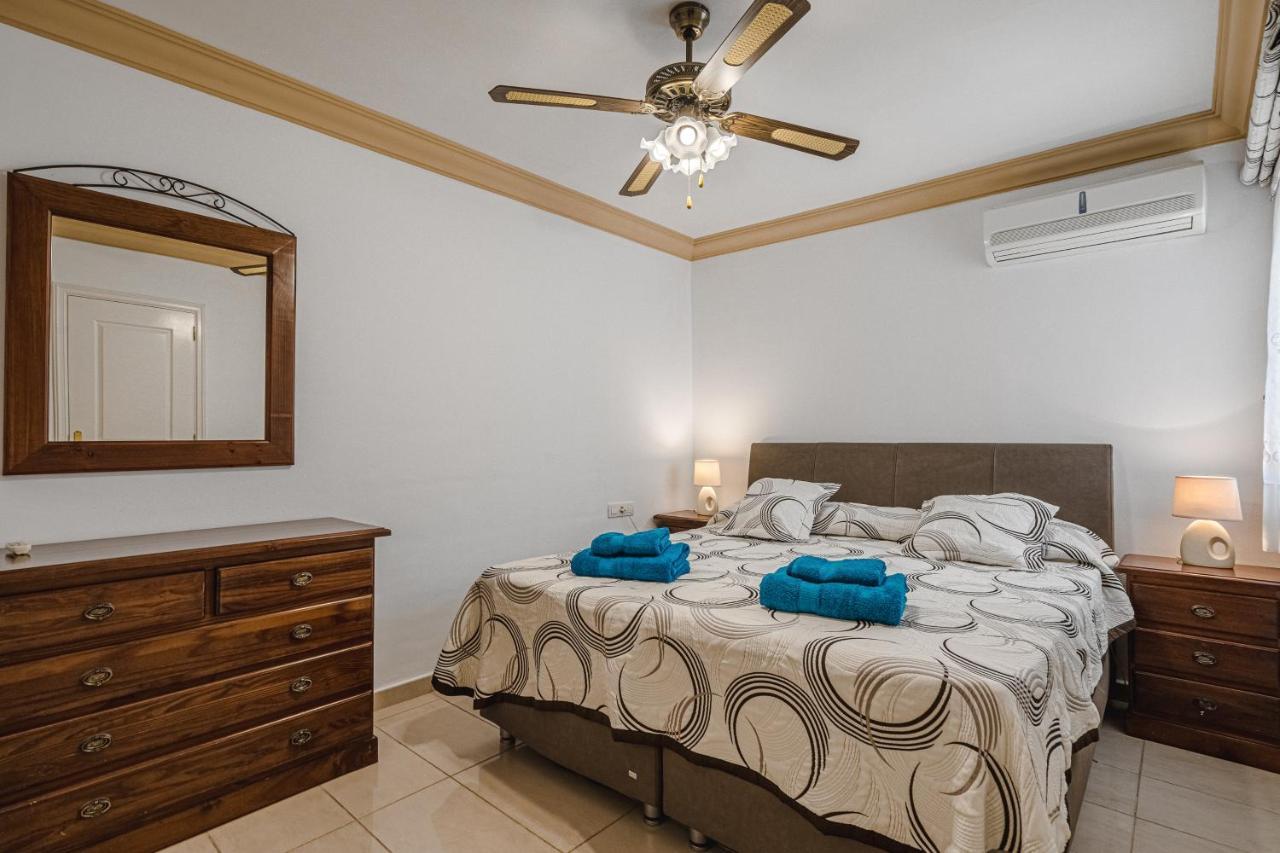 Terrazas Del Duque II Apartment Адехе Екстериор снимка