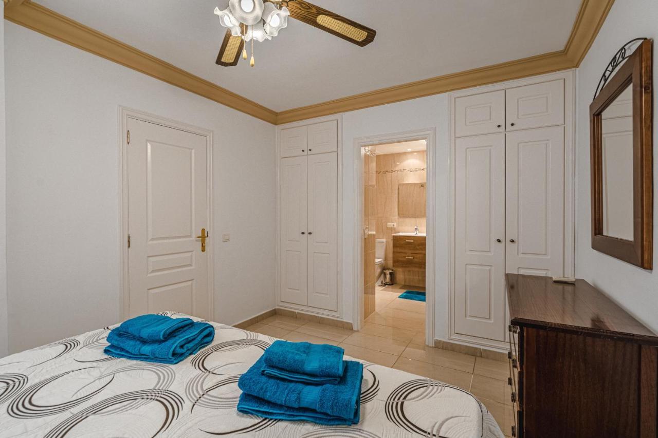 Terrazas Del Duque II Apartment Адехе Екстериор снимка