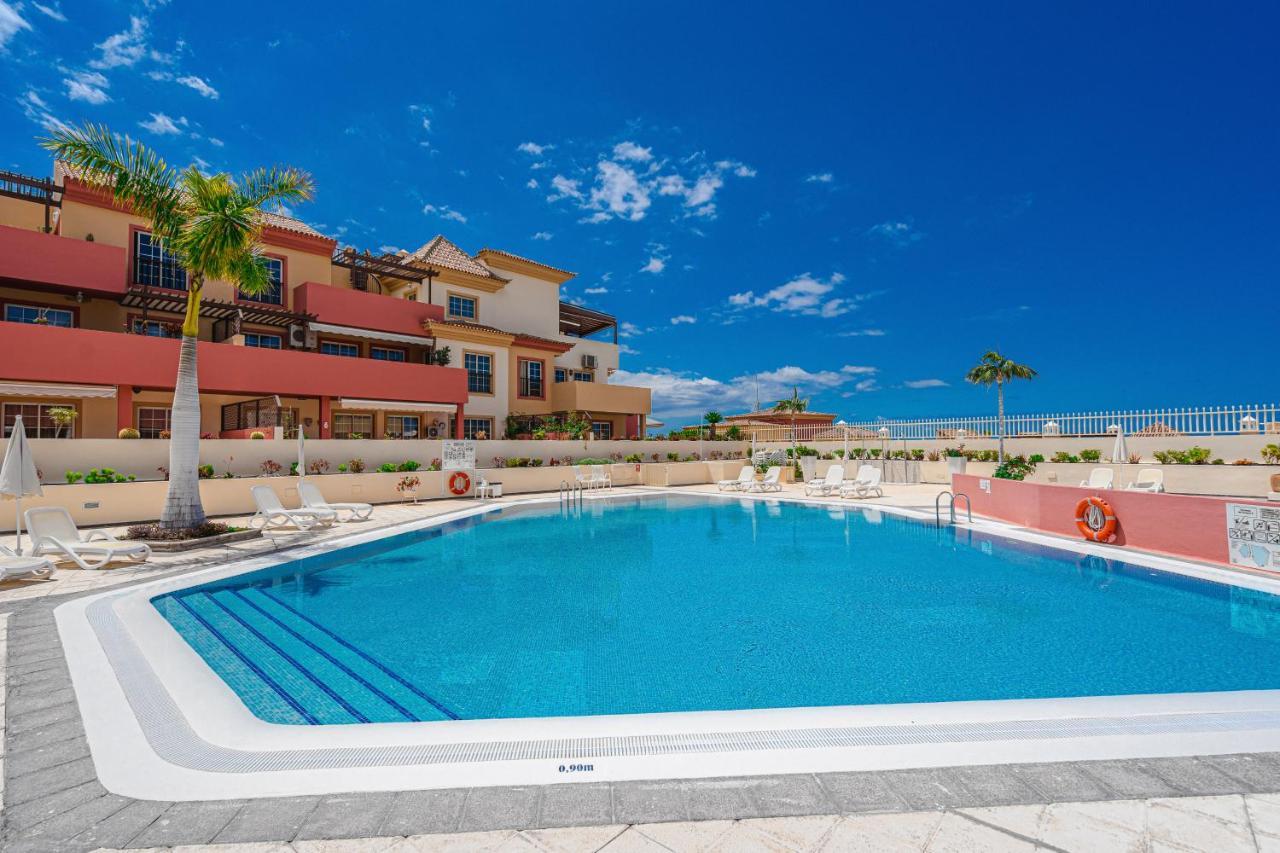 Terrazas Del Duque II Apartment Адехе Екстериор снимка