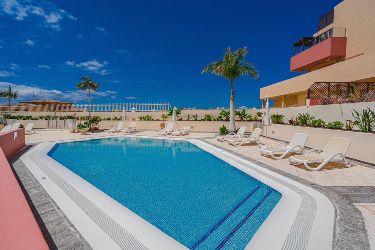 Terrazas Del Duque II Apartment Адехе Екстериор снимка