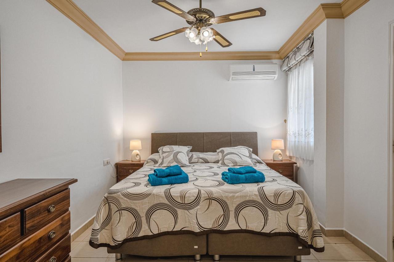 Terrazas Del Duque II Apartment Адехе Екстериор снимка