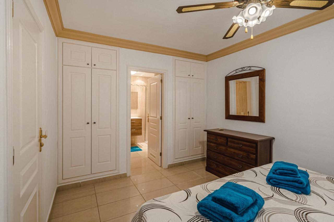 Terrazas Del Duque II Apartment Адехе Екстериор снимка