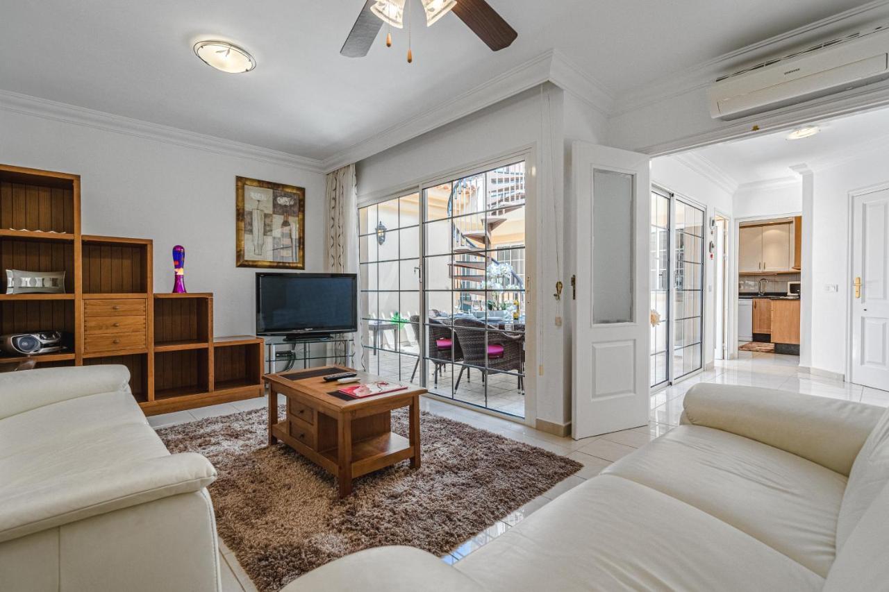 Terrazas Del Duque II Apartment Адехе Екстериор снимка