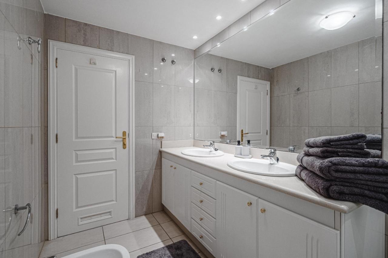 Terrazas Del Duque II Apartment Адехе Екстериор снимка